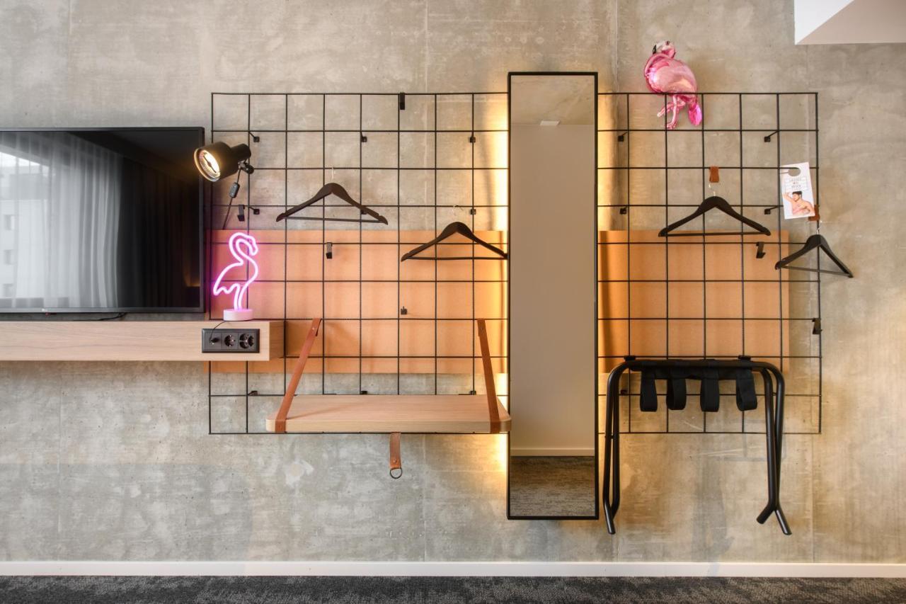 Moxy Sion Hotel Luaran gambar
