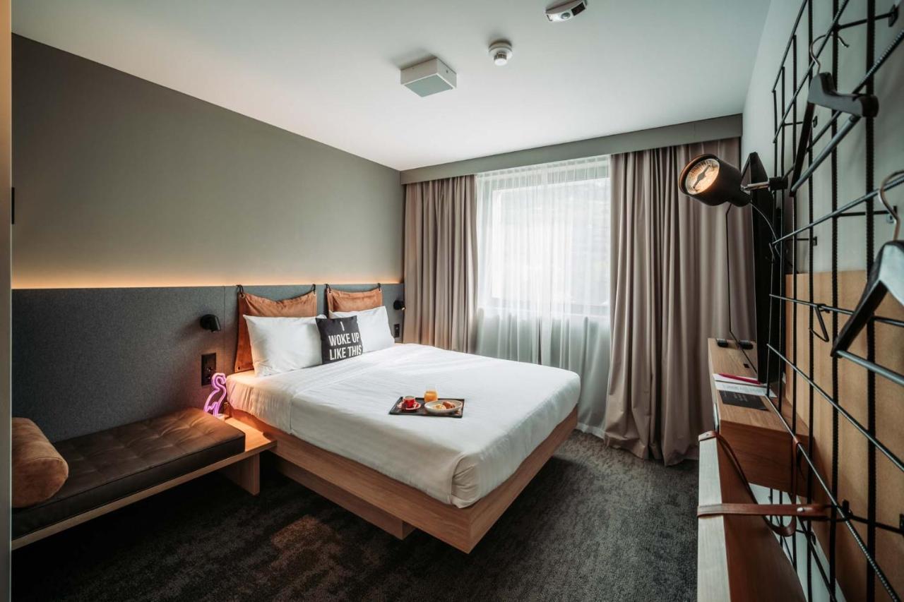 Moxy Sion Hotel Luaran gambar