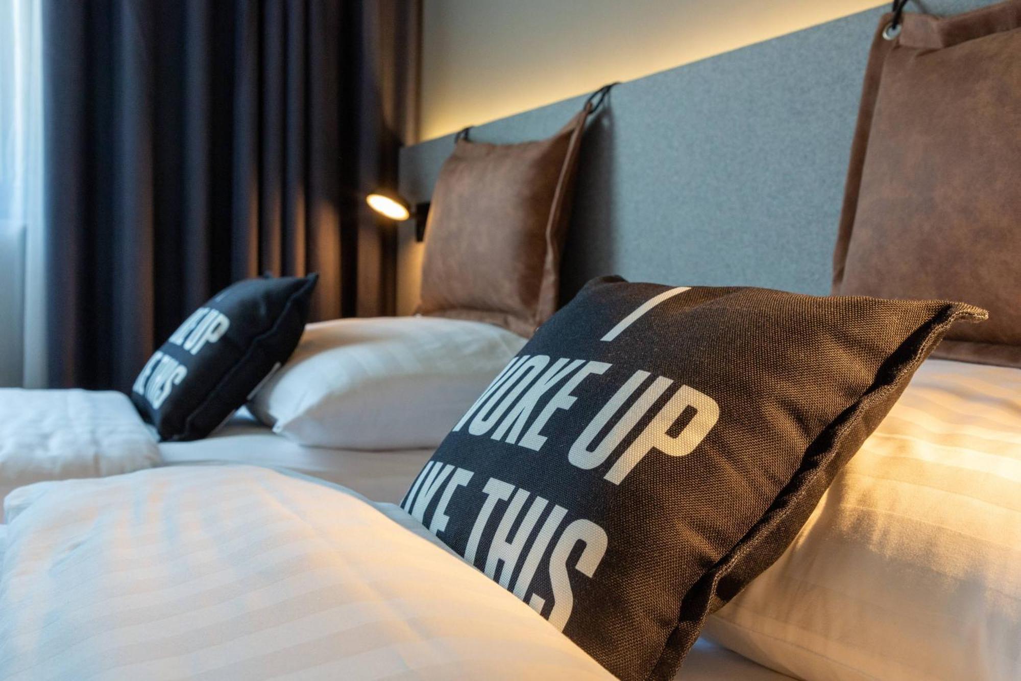 Moxy Sion Hotel Luaran gambar